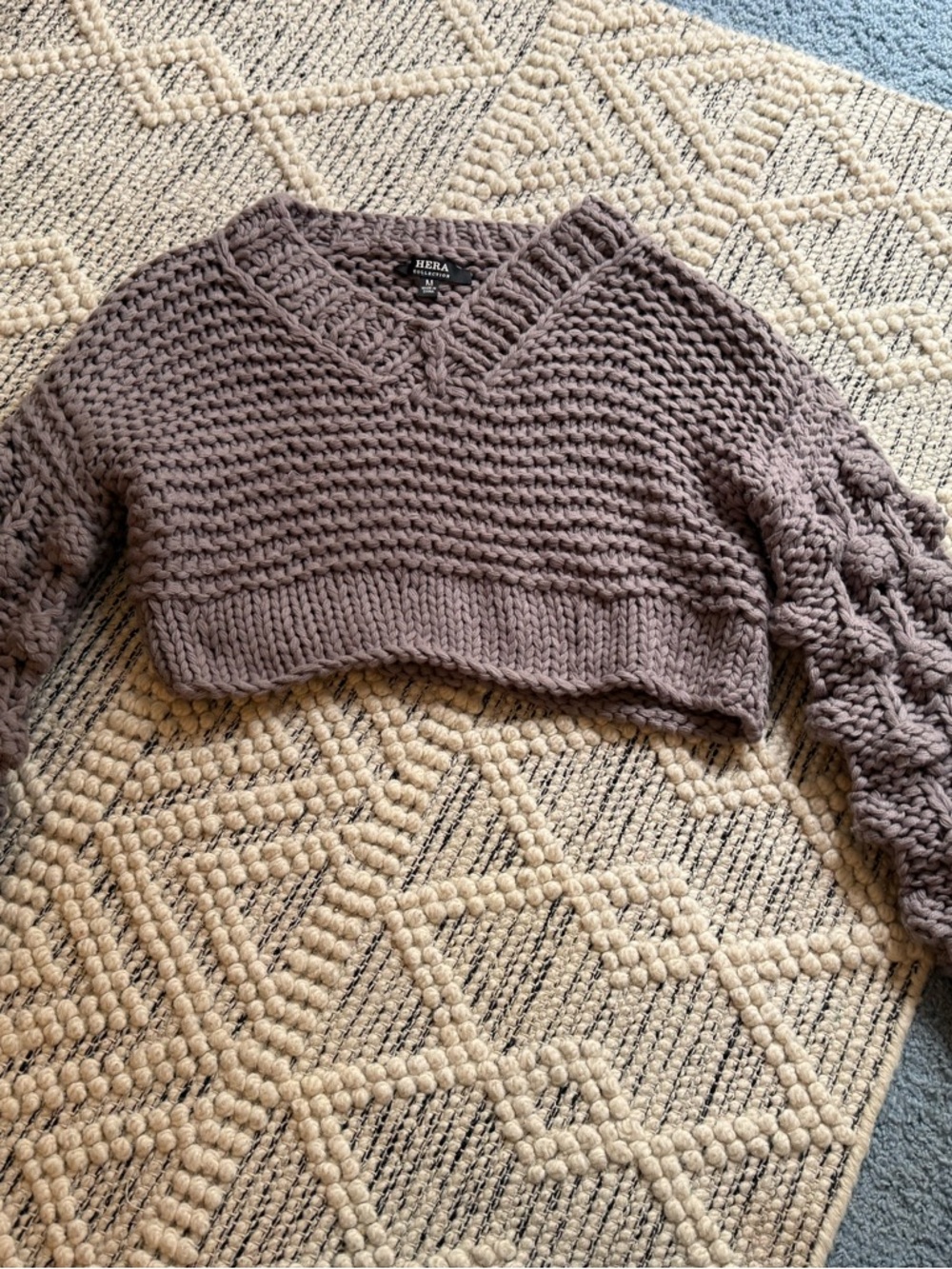 Hera Collection Cropped V-Neck Sweater - Taupe